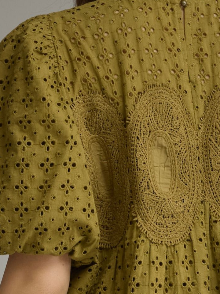 Eyelet Puff Sleeve Top