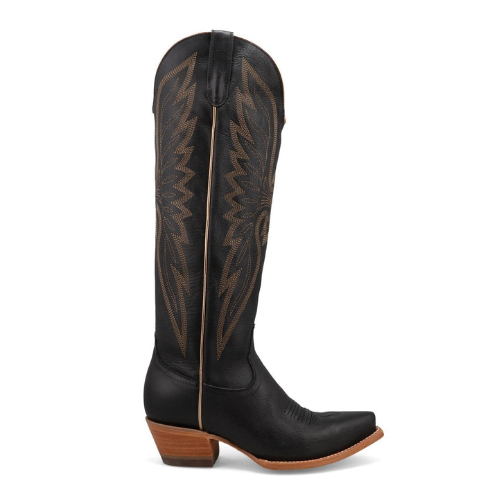 Isabel from Black Star - High Call Outfitters