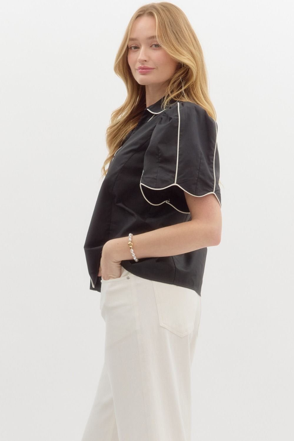Contrast Trim Scallop Sleeve Top - High Call Outfitters
