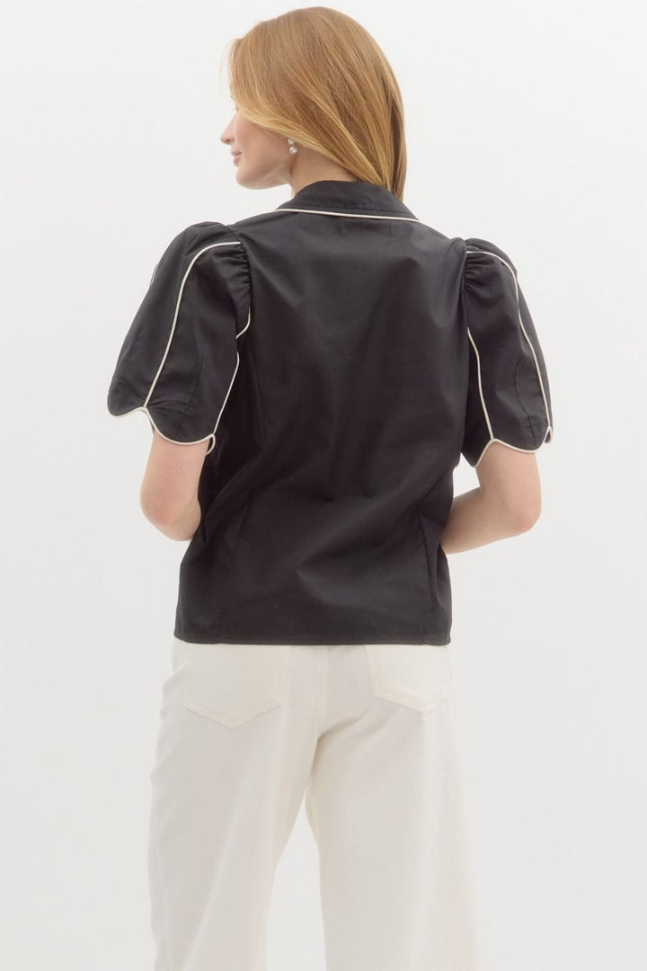 Contrast Trim Scallop Sleeve Top