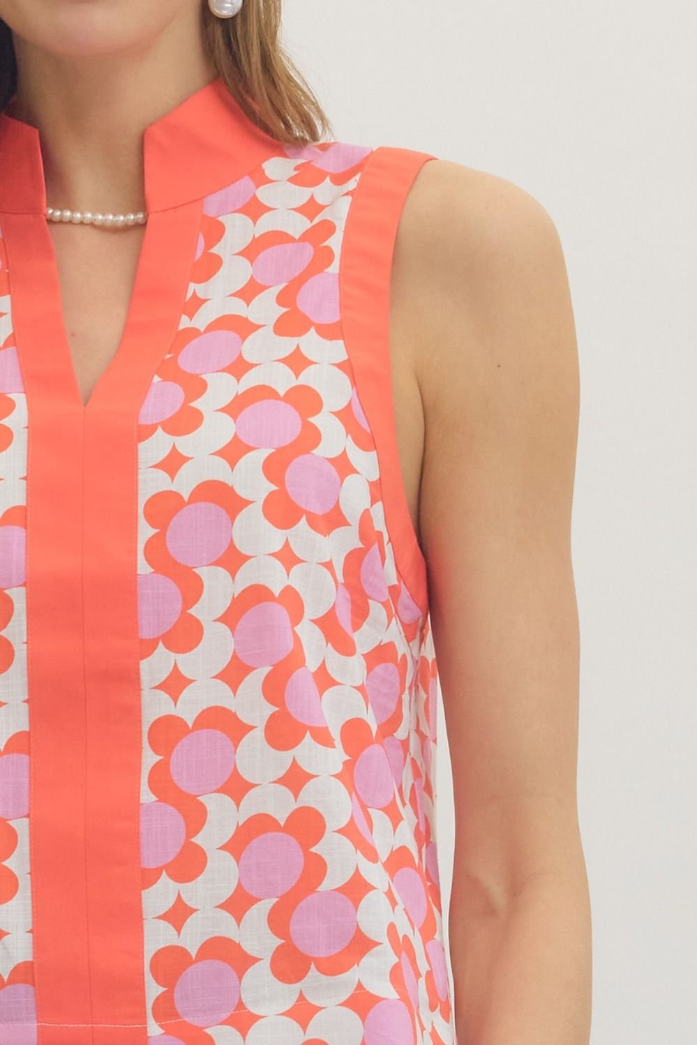 Retro Printed Sleeveless Scallop Top - High Call Outfitters