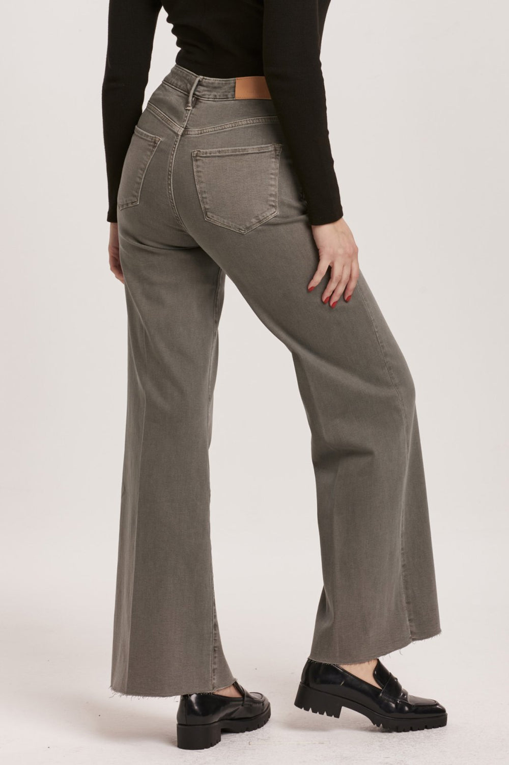 Fiona from Dear John - High Call Outfitters