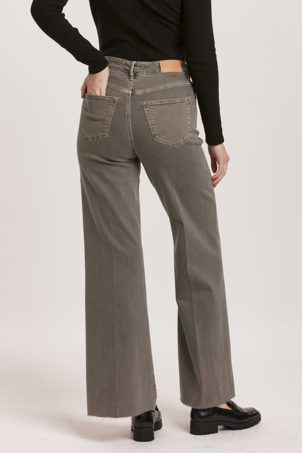 Fiona from Dear John - High Call Outfitters