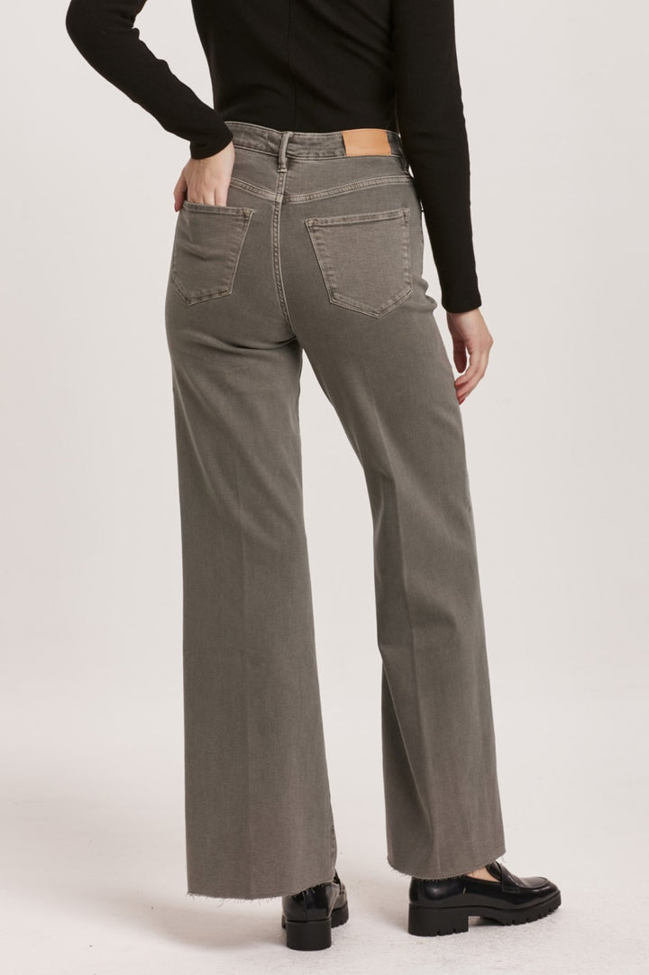 Fiona from Dear John - High Call Outfitters