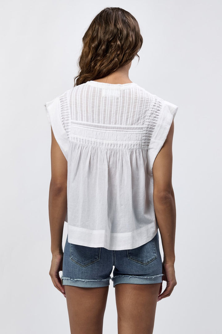 Shaya from Dear John - High Call Outfitters