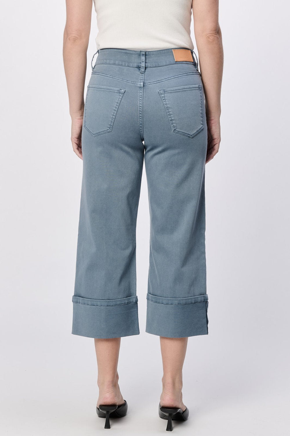 Holly Stormy from Dear John - High Call Outfitters