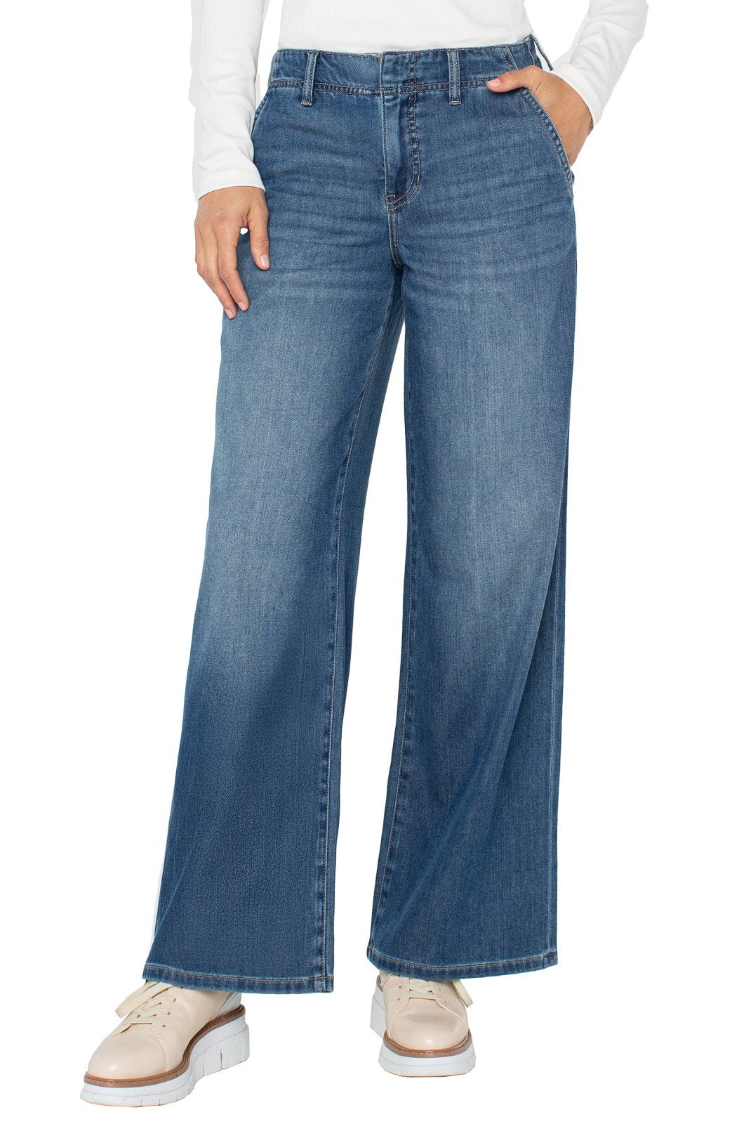 Weekender Wide Leg from Liverpool - High Call Outfitters