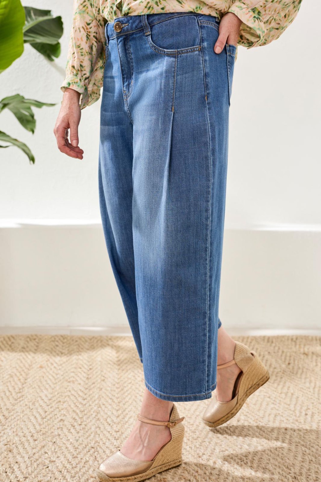 Audrey Pleated Wide Leg Crop Jean from Tribal - High Call Outfitters