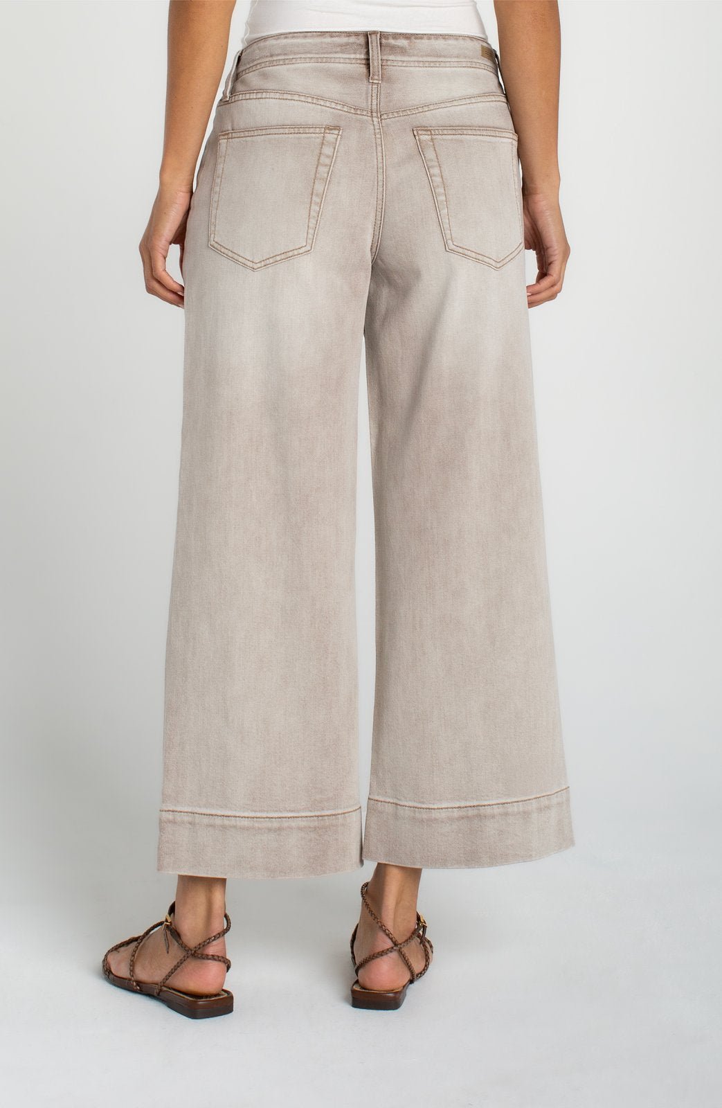 Weekender Crop Wide Leg from Liverpool - High Call Outfitters